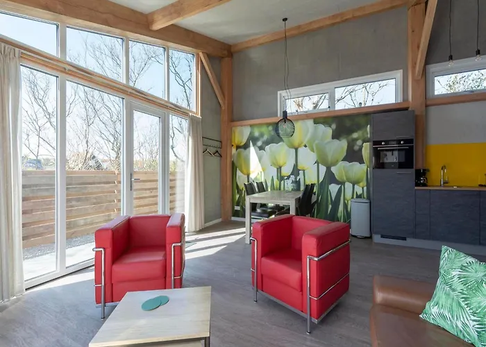 Gorgeous Holiday Home With Patio